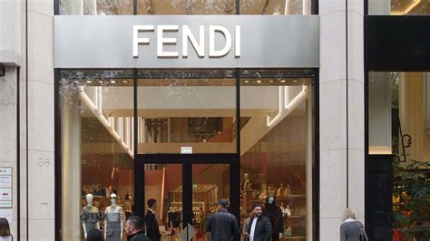 fendi calzature lavora con noi|fendi careers.